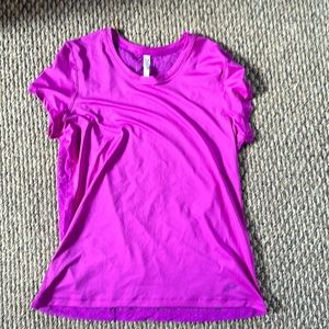 Under Armour Heat Gear Top - size Large
